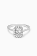 Damas Illusion Emerald Diamond Ring in 18kt White Gold