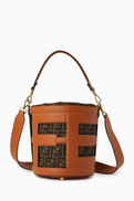 حقيبة Fendi Pre-Loved Unused Step Out المصنوعة من قماش Zucchino والجلد